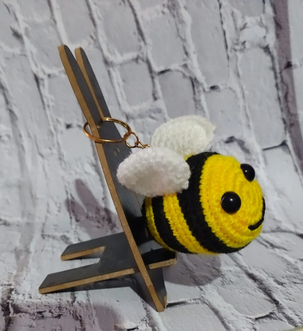Llavero abeja